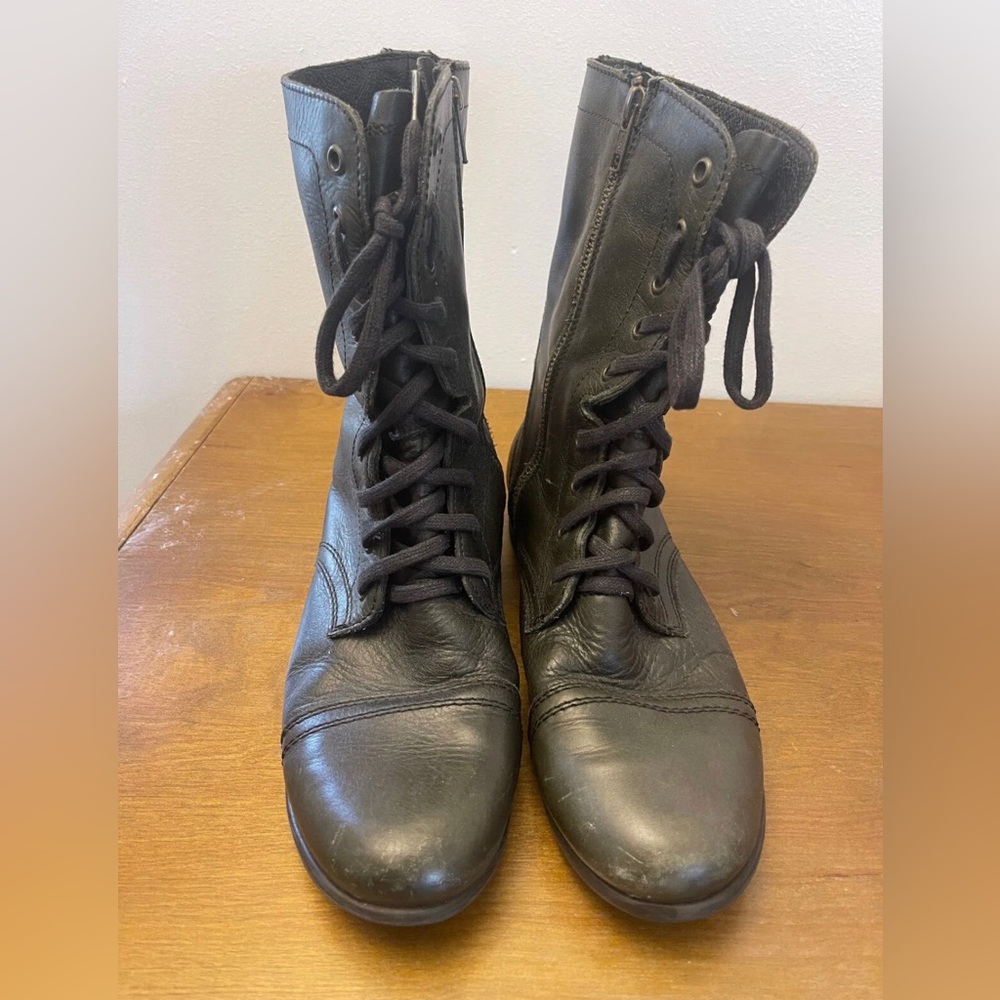 Steve Madden Women’s Troopa Boot Green size 10M